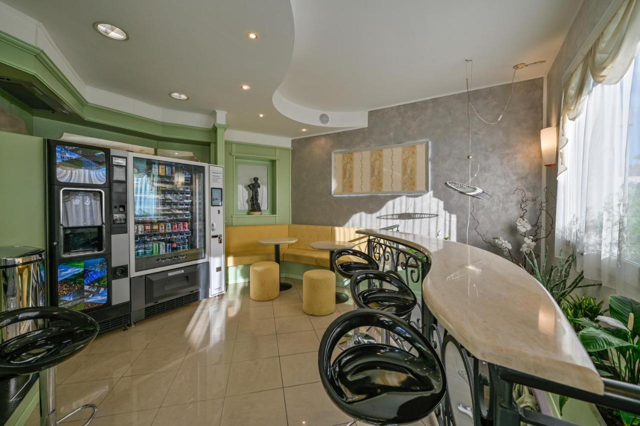 New Automatic Villa Daniela San Bartolomeo Al Mare Extérieur photo