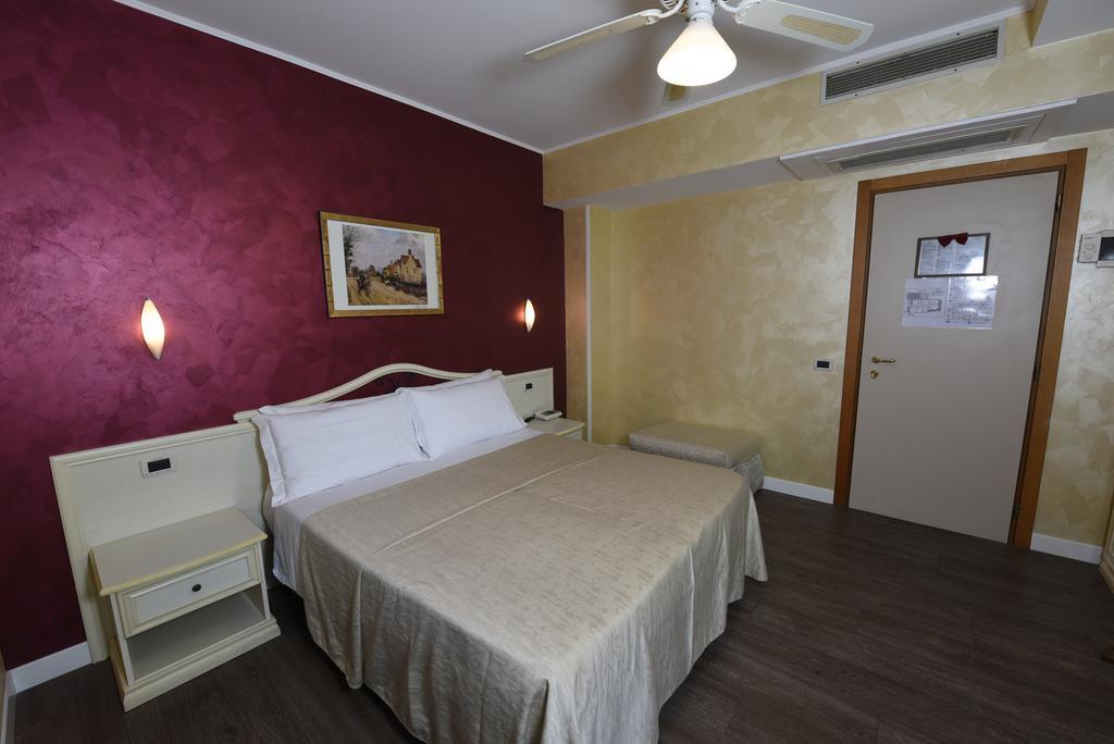 New Automatic Villa Daniela San Bartolomeo Al Mare Extérieur photo